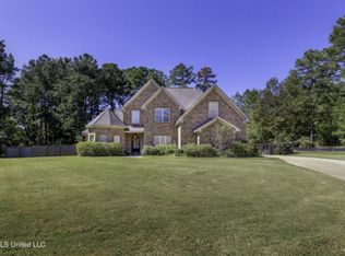 205 W Faulkner Cv, Terry, MS 39170