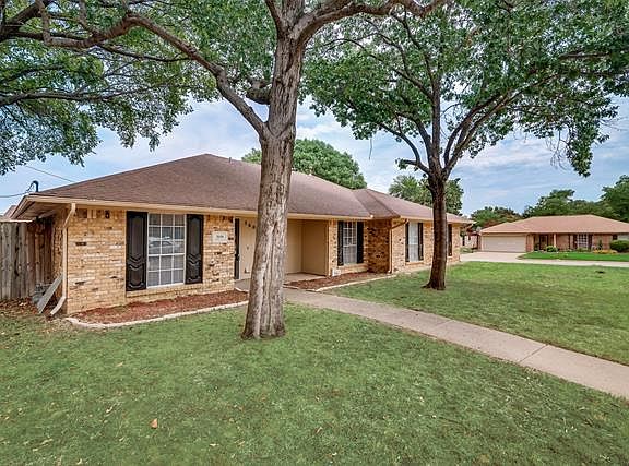 2nd image of 3606 Bordeaux Ct
