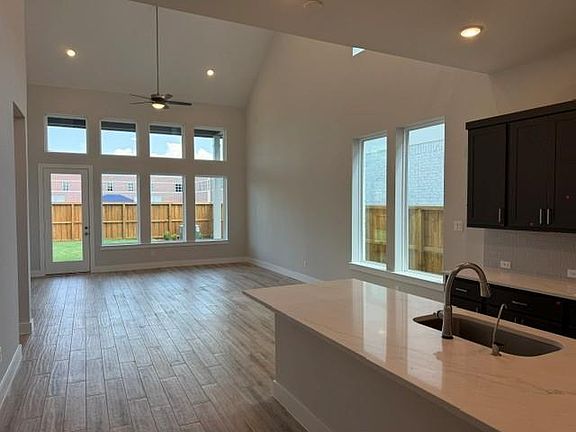 4th image of 5198 Enchanted Pine Ct