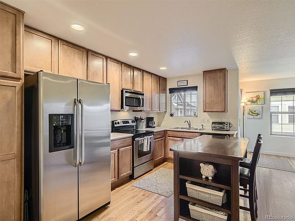 3rd image of 2280 N Valentia Street