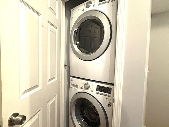 Laundry in unit