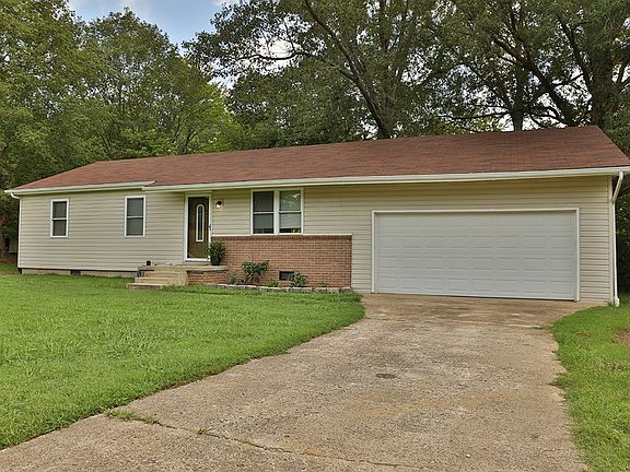 2nd image of 797 Evergreen St
