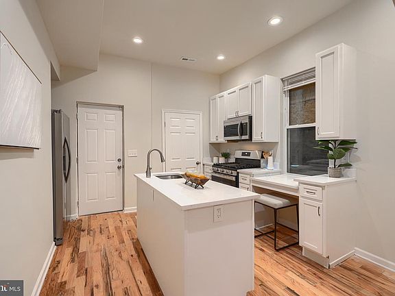 3rd image of 3308 Walbrook Ave