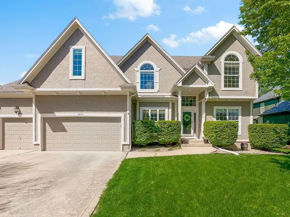 5210 Round Prairie St, Shawnee, KS 66226