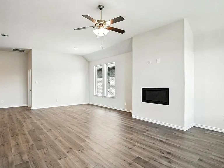 2144 Mantua Farm Blvd — Photo 2