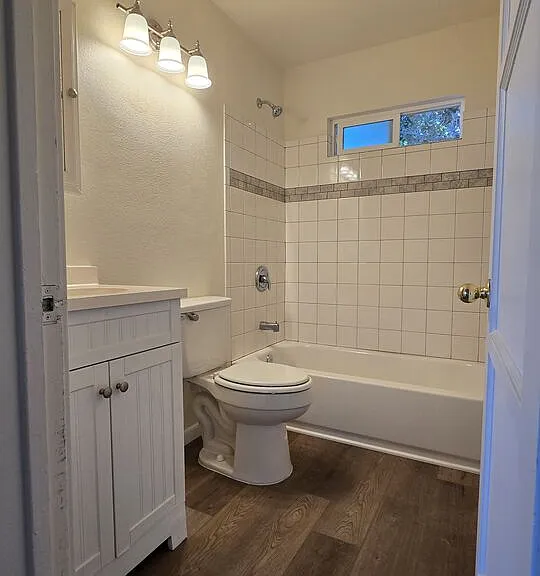 1465 W Hamilton Ave — Photo 8