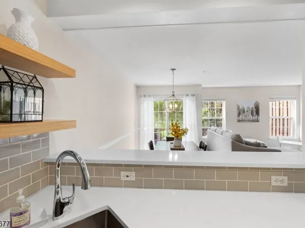 411 Boulder Ridge Dr, Randolph Twp., NJ 07869