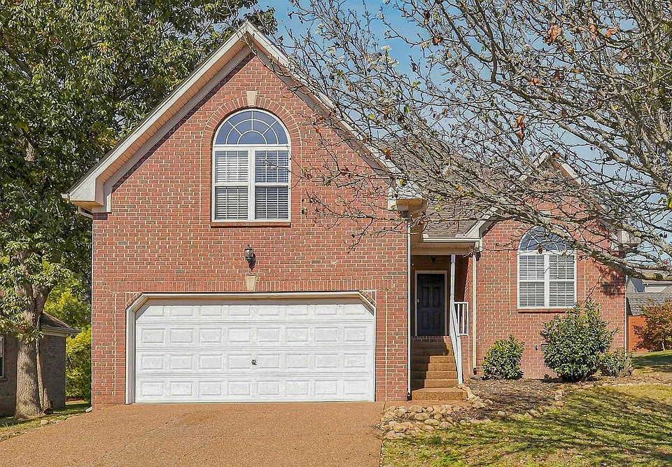 504 Parrish Way