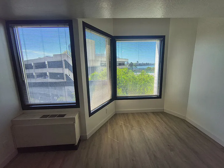6363 Christie Ave #324 — Photo 7