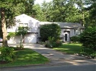 83 Purchase St, Middleboro, MA 02346