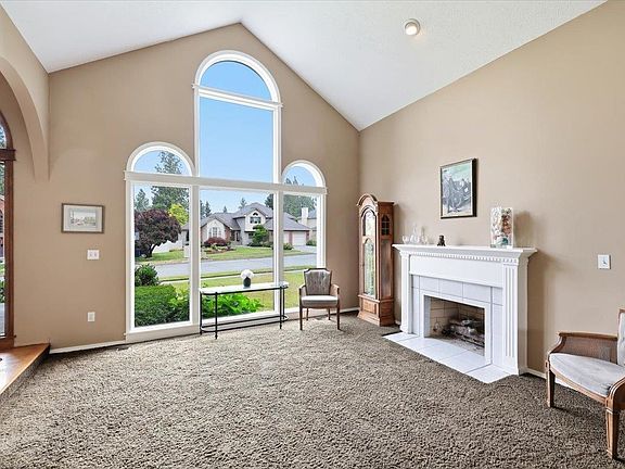 5th image of 3816 E Sumac Dr