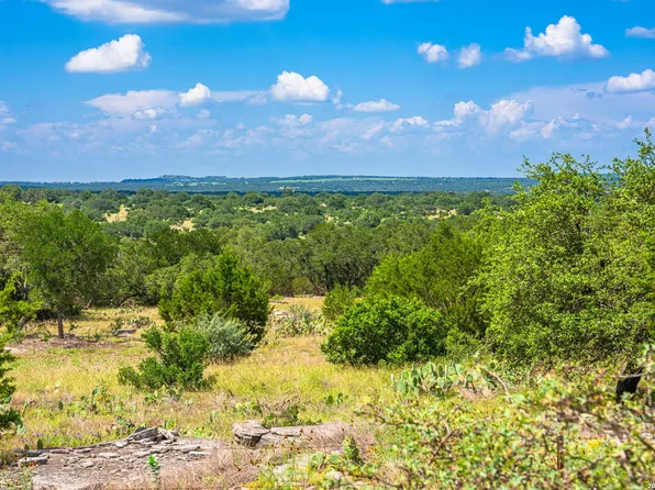853 ELM RIDGE RD, Fredericksburg, TX 78624