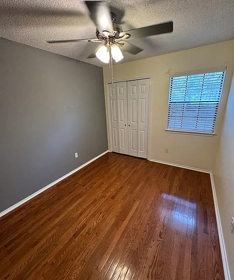 13815 Stone Hollow Dr — Photo 12