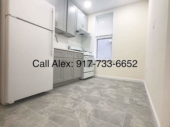 2nd image of 3019 33rd St APT 2
