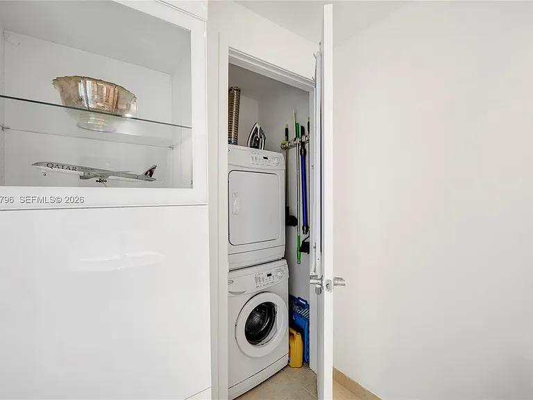 3301 NE 1st Ave #H1405 — Photo 15