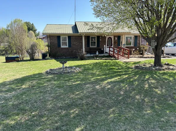 104 Hop Anderson Ln, Gainesboro, TN 38562