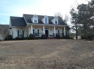 2713 Edgewater Dr, Greenwood, AR 72936