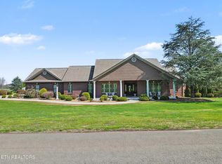 607 Cornfield Dr, White Pine, TN 37890