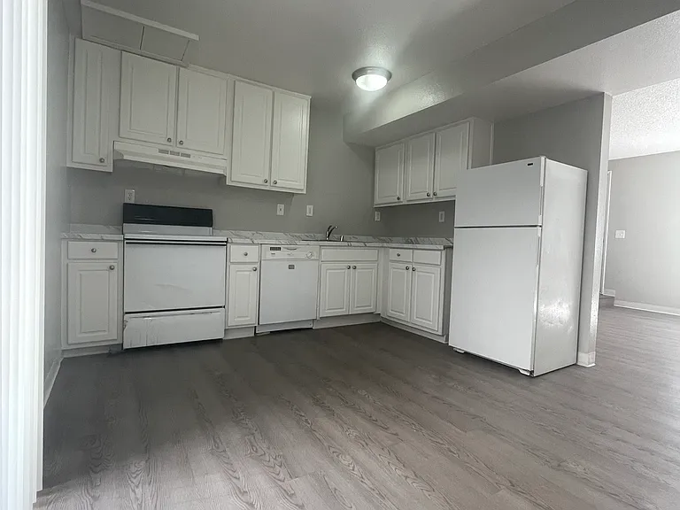410 U St #I — Photo 2