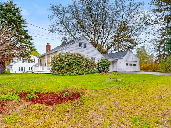 41 Googin Street, Lewiston, ME 04240