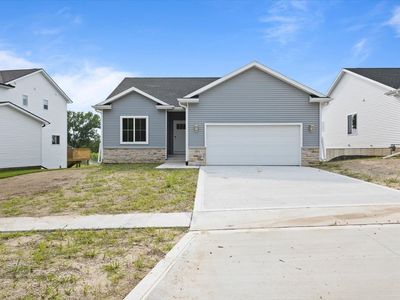384 Napoli Ave, West Des Moines, IA, 50266