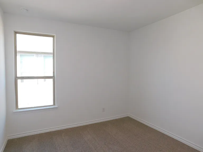 505 S Mockingbird Ln — Photo 18