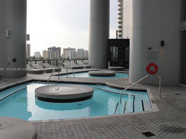 18555 Collins Ave #4804 — Photo 6