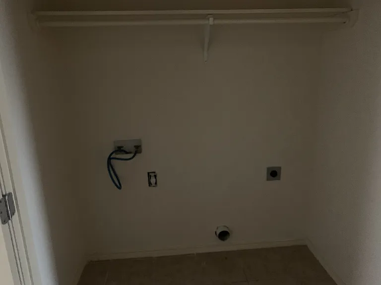 2502 Gregory Ave #E — Photo 6