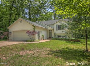 2434 Zellman Ct, Dorr, MI 49323