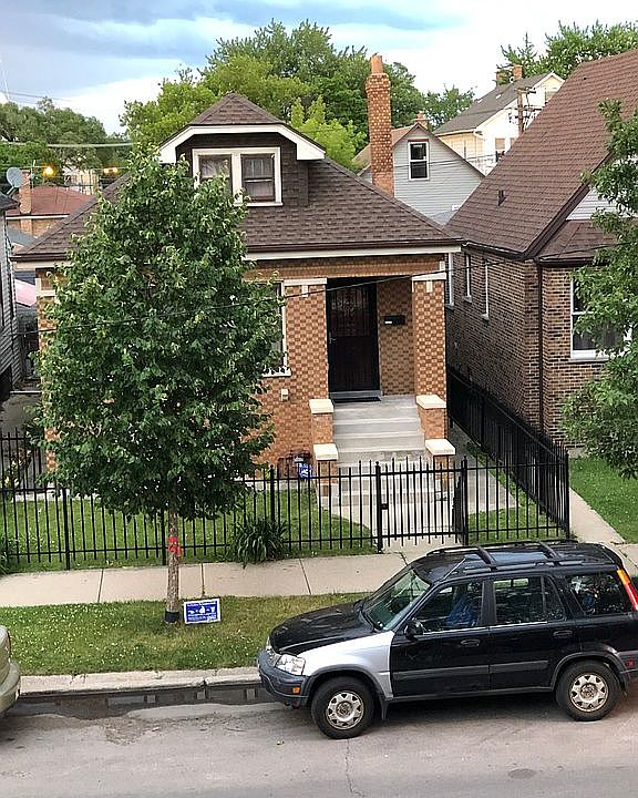 2nd image of 2307 N Moody Ave