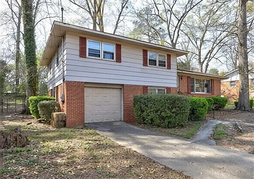 4455 Fairfax Dr Photo 1