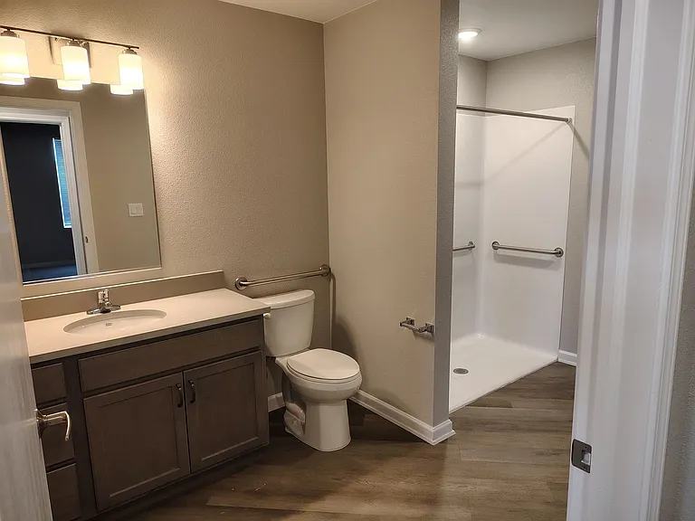 Legacy Arvada Senior Apartments — Photo 36