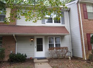 271 Palombi Ct, East Brunswick, NJ 08816