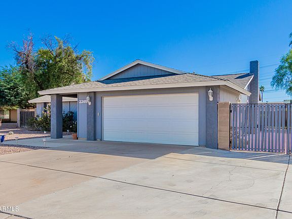 3rd image of 2265 W Pampa Ave