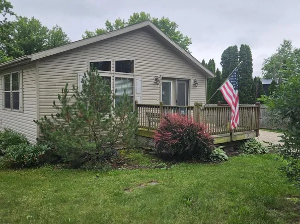 213 East Center STREET, Readstown, WI 54652