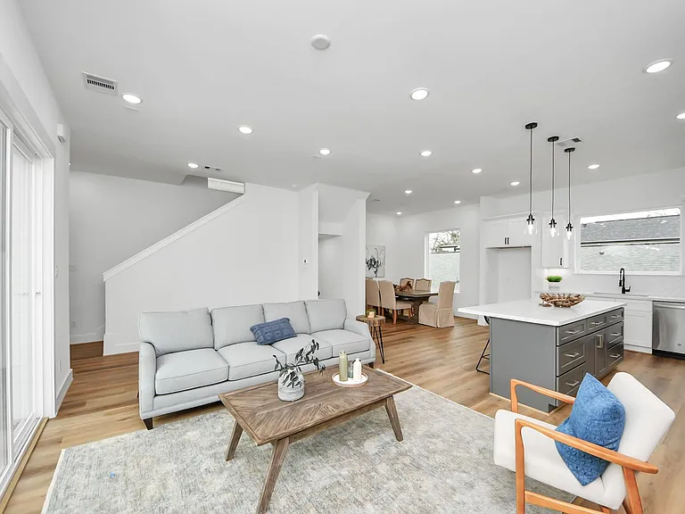 1216 English St — Photo 22