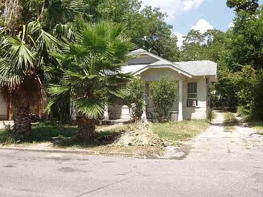 1st image of 611/613 W ROSEWOOD