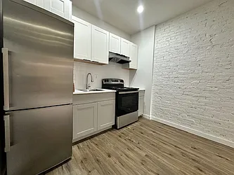 487 Saint Johns Place