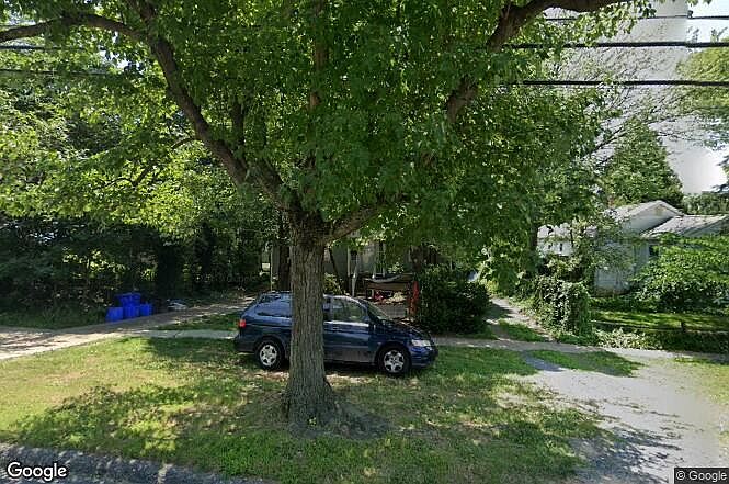 Front yard again zoomed out.