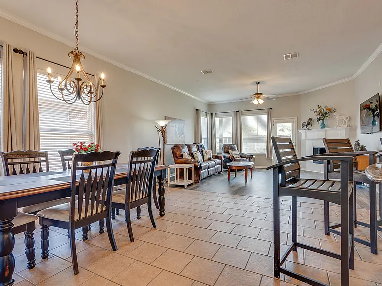 1105 Lone Pine Dr — Photo 24