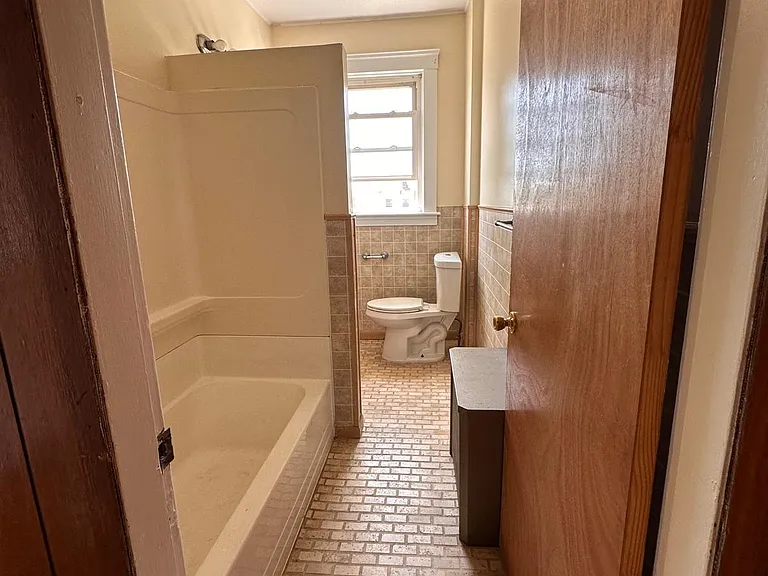 118 Power Rd — Photo 20