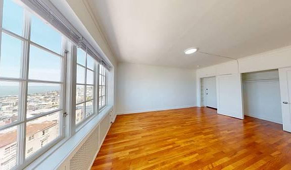 2nd image of 899 Green St #502
