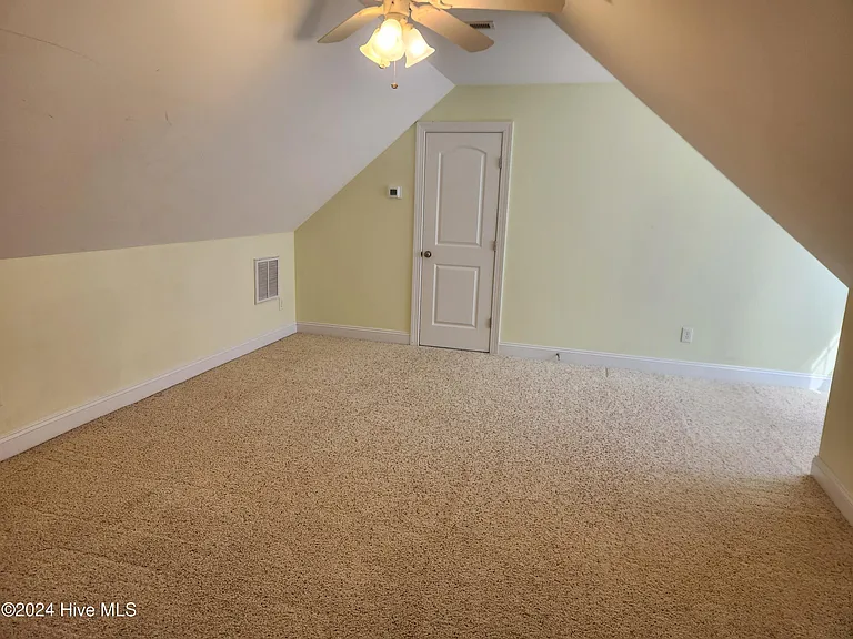 601 Creekway Cir SE — Photo 19