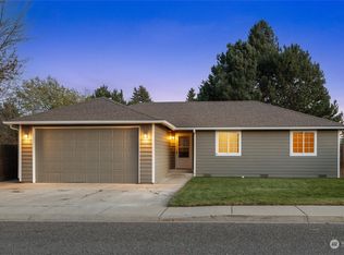 210 W Mount Hood Ct, Ellensburg, WA 98926