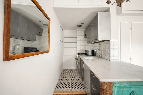 Sold by Compass | media 12