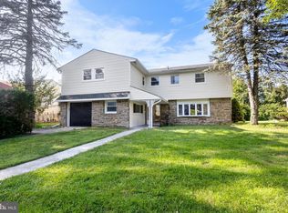 7406 Richards Rd, Melrose Park, PA 19027