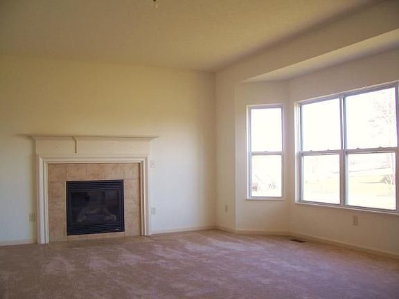 5th image of 3682 Natalie Dr