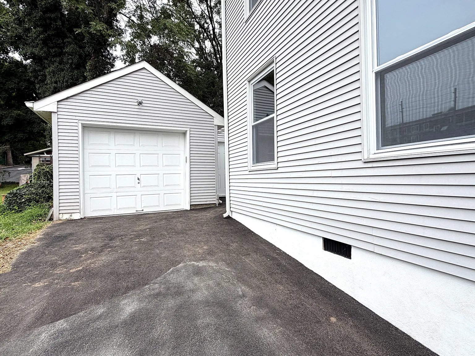 2 bed, 2.5 bath, 1500 sqft, $3,900 — Photo 4