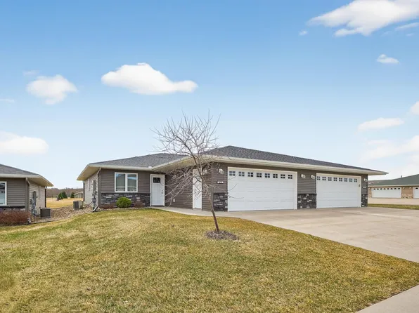 406 Tee Box Ln NE, Stewartville, MN 55976