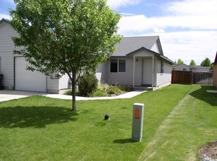 2012 NW Elm Ave, Redmond, OR 97756
